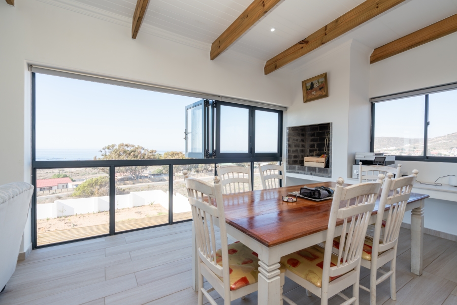 4 Bedroom Property for Sale in Britannica Heights Western Cape